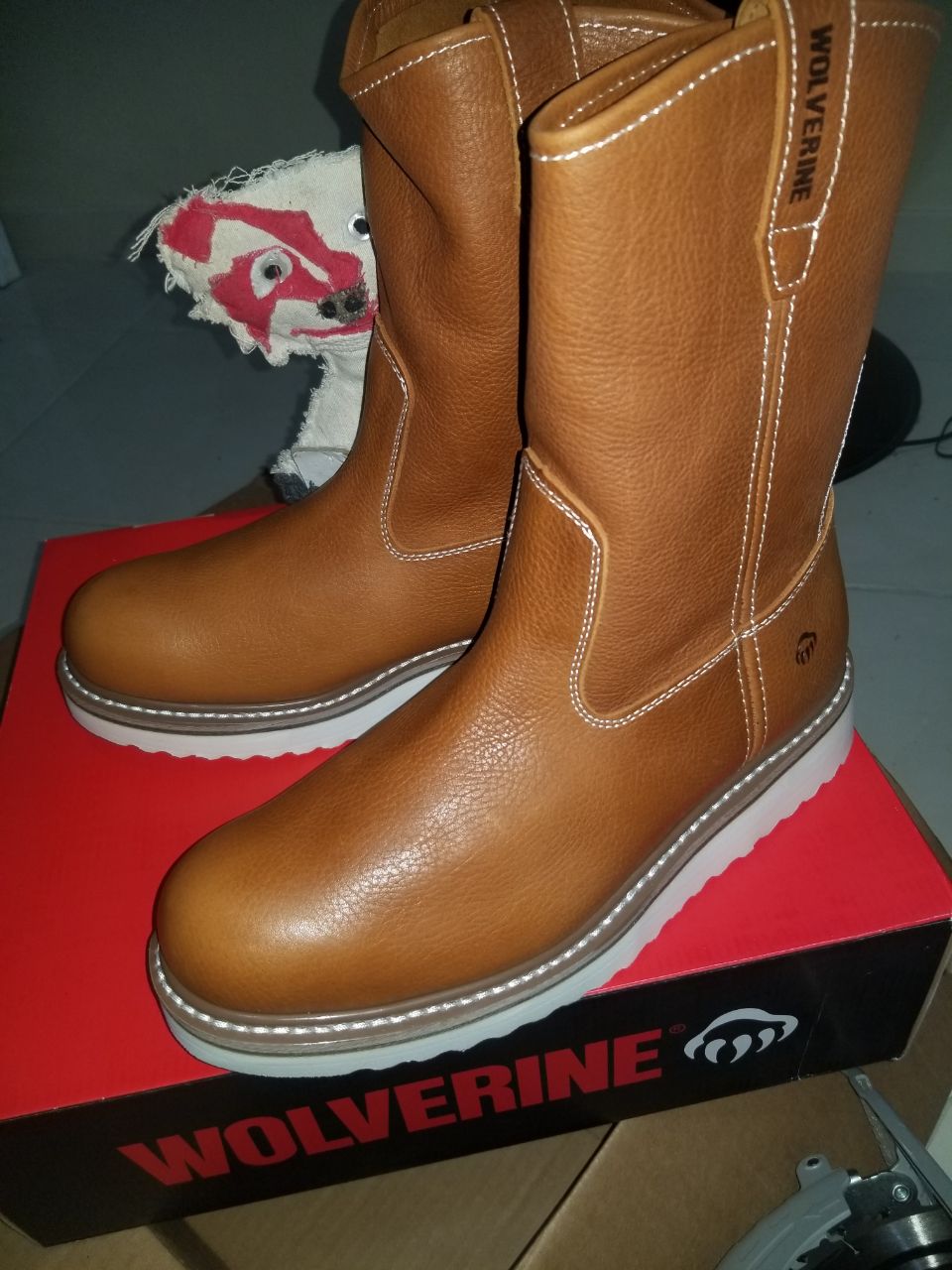 luke-nandibear-bitcoin-cash-bch-giveaway-31-and-my-new-work-boots-wolverine-wellington-wedge-2020